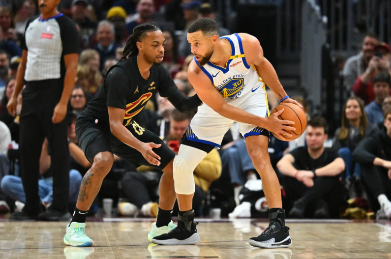 包含NBA全明星赛极速升温，赛事精彩纷呈的词条