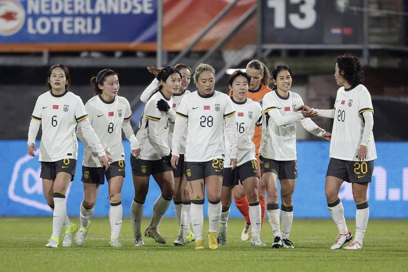 国际杯冠军赛巴西女足大获全胜