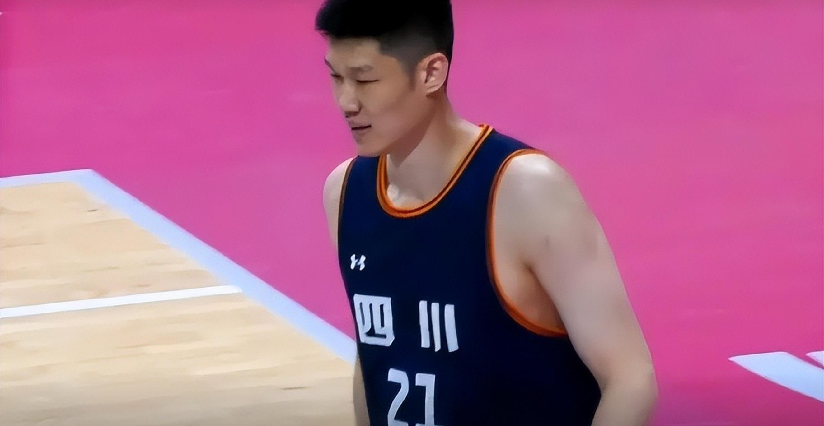 关于四川男篮新人表现抢眼，有望成为未来核心的信息